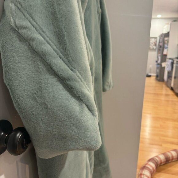 Noize Estelle Women's Pea Coat faux fur in Sage Green - Picture 7 of 13